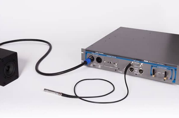 Analizator APx517 B do testów głośników i słuchawek